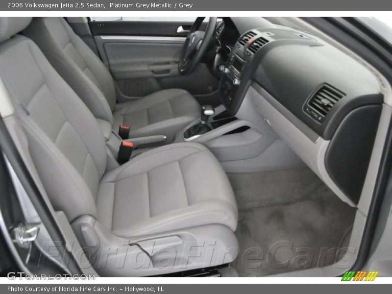 Platinum Grey Metallic / Grey 2006 Volkswagen Jetta 2.5 Sedan