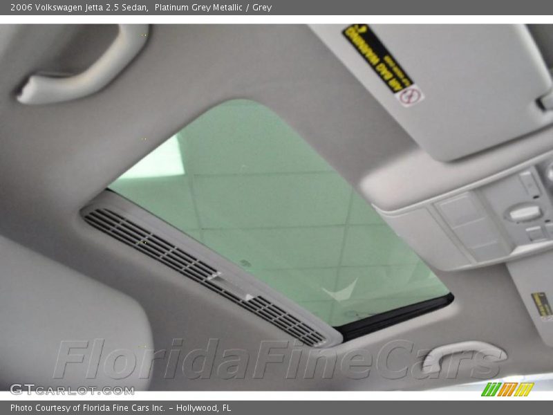 Platinum Grey Metallic / Grey 2006 Volkswagen Jetta 2.5 Sedan