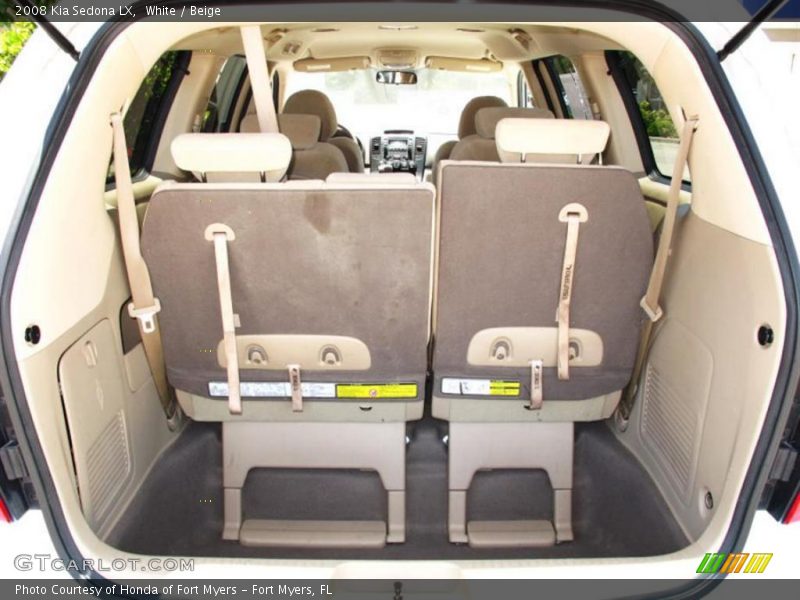 White / Beige 2008 Kia Sedona LX