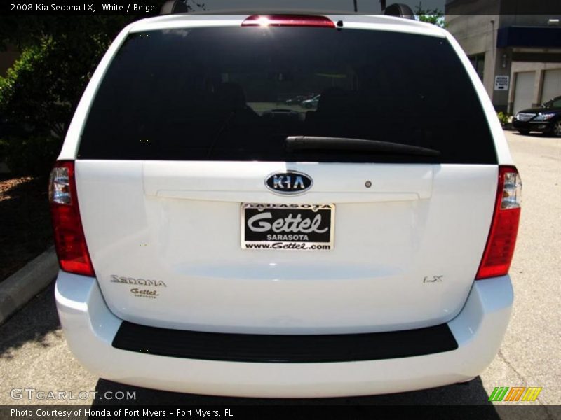 White / Beige 2008 Kia Sedona LX