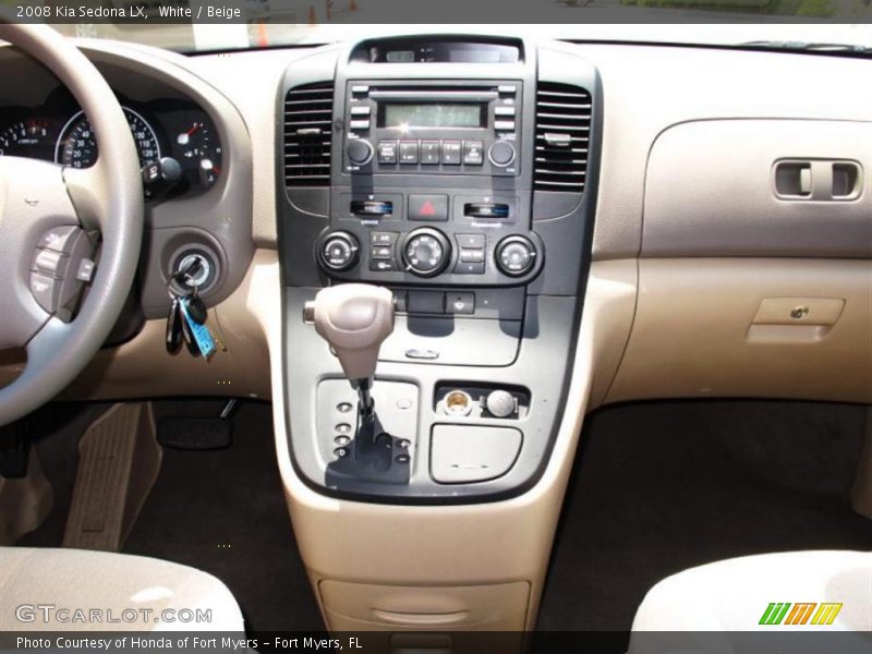 White / Beige 2008 Kia Sedona LX