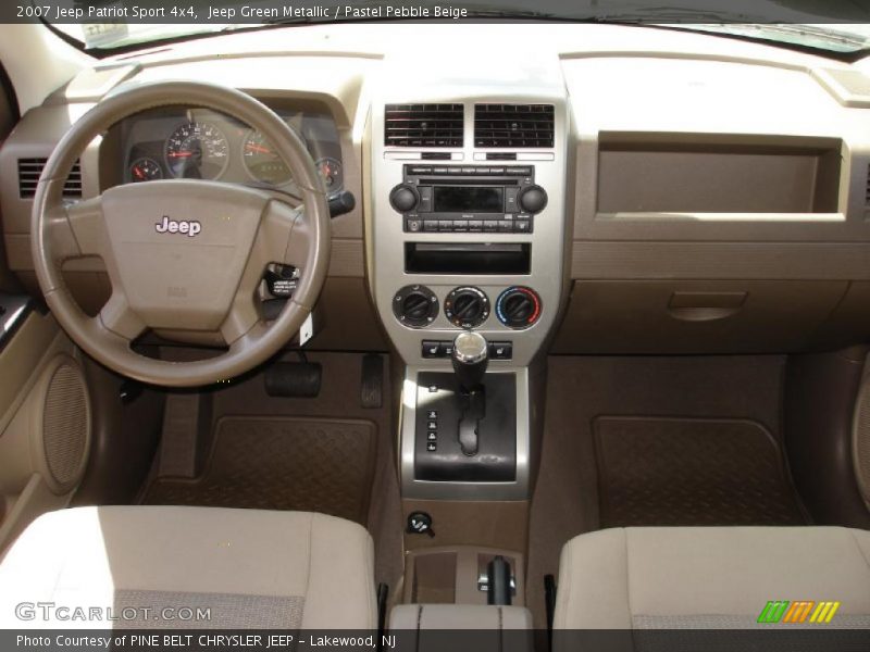 Jeep Green Metallic / Pastel Pebble Beige 2007 Jeep Patriot Sport 4x4