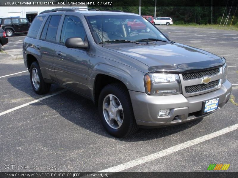 Graystone Metallic / Gray 2009 Chevrolet TrailBlazer LT 4x4