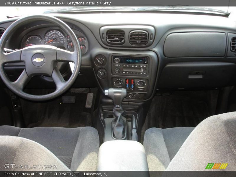 Graystone Metallic / Gray 2009 Chevrolet TrailBlazer LT 4x4