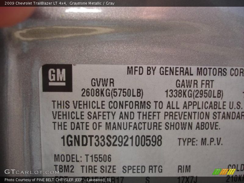 Graystone Metallic / Gray 2009 Chevrolet TrailBlazer LT 4x4