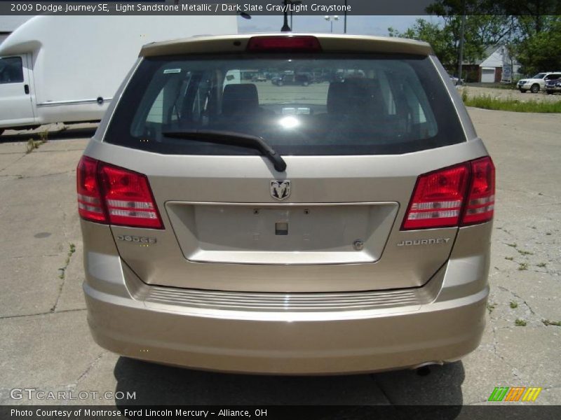Light Sandstone Metallic / Dark Slate Gray/Light Graystone 2009 Dodge Journey SE