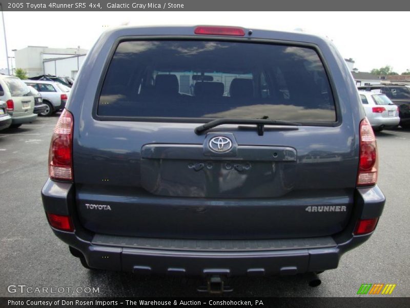 Galactic Gray Mica / Stone 2005 Toyota 4Runner SR5 4x4
