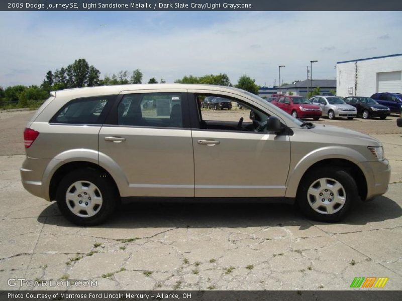 Light Sandstone Metallic / Dark Slate Gray/Light Graystone 2009 Dodge Journey SE