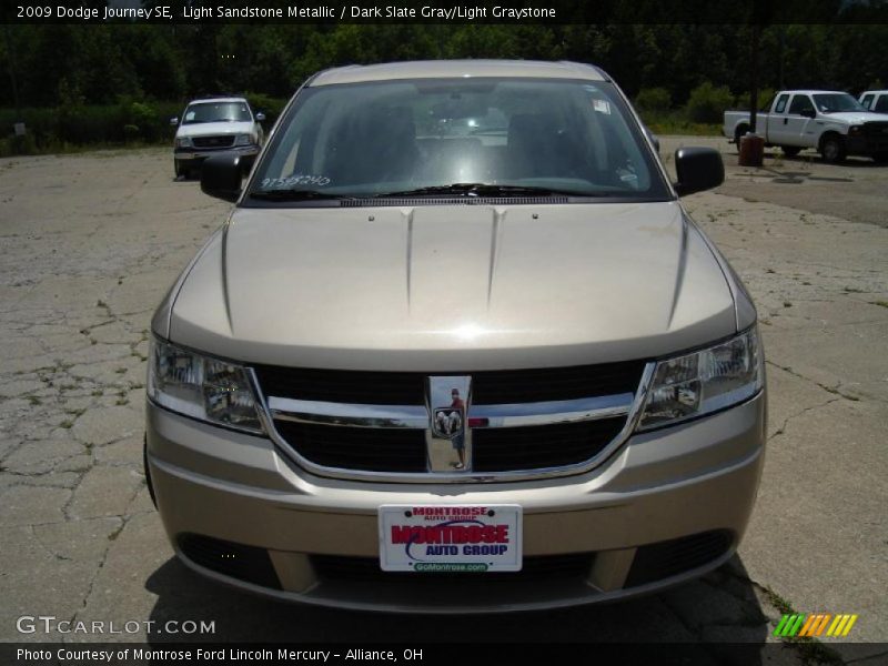 Light Sandstone Metallic / Dark Slate Gray/Light Graystone 2009 Dodge Journey SE