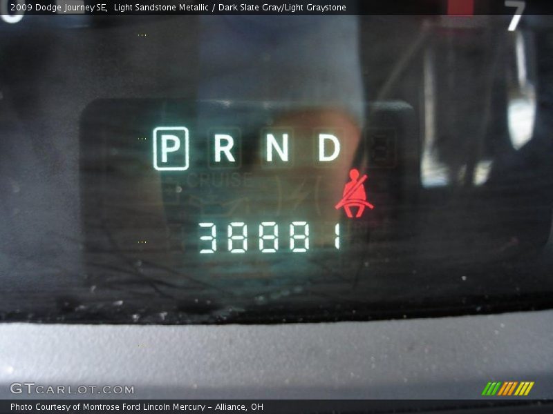Light Sandstone Metallic / Dark Slate Gray/Light Graystone 2009 Dodge Journey SE