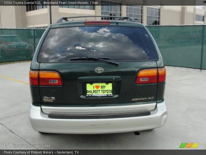 Woodland Pearl Green Metallic / Oak 2000 Toyota Sienna XLE