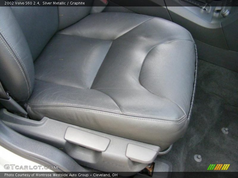 Silver Metallic / Graphite 2002 Volvo S60 2.4