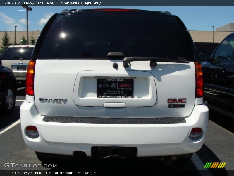 Summit White / Light Gray 2007 GMC Envoy Denali 4x4