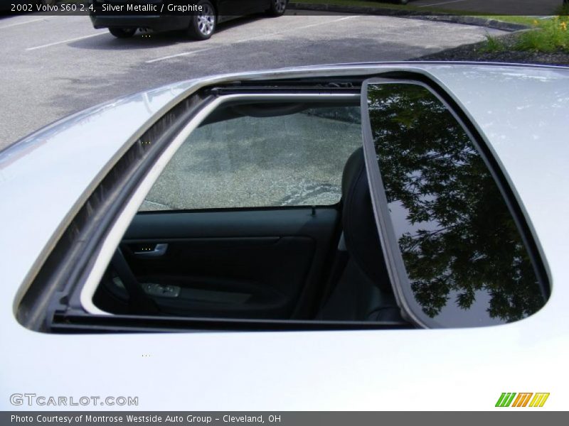 Silver Metallic / Graphite 2002 Volvo S60 2.4