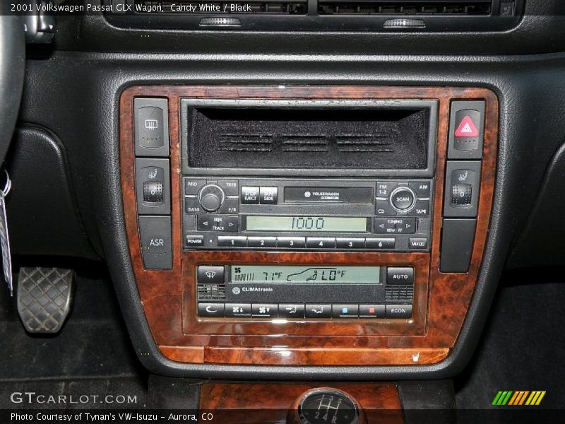 Candy White / Black 2001 Volkswagen Passat GLX Wagon
