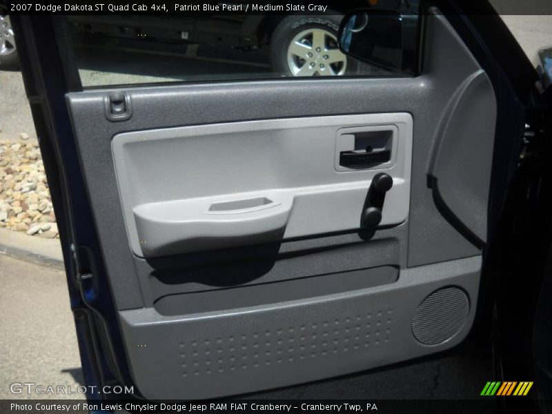 Patriot Blue Pearl / Medium Slate Gray 2007 Dodge Dakota ST Quad Cab 4x4