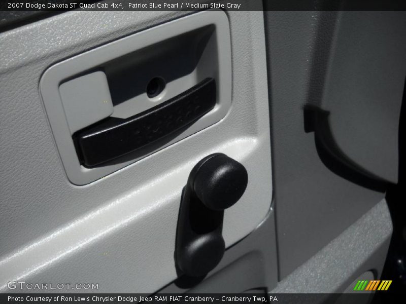 Patriot Blue Pearl / Medium Slate Gray 2007 Dodge Dakota ST Quad Cab 4x4