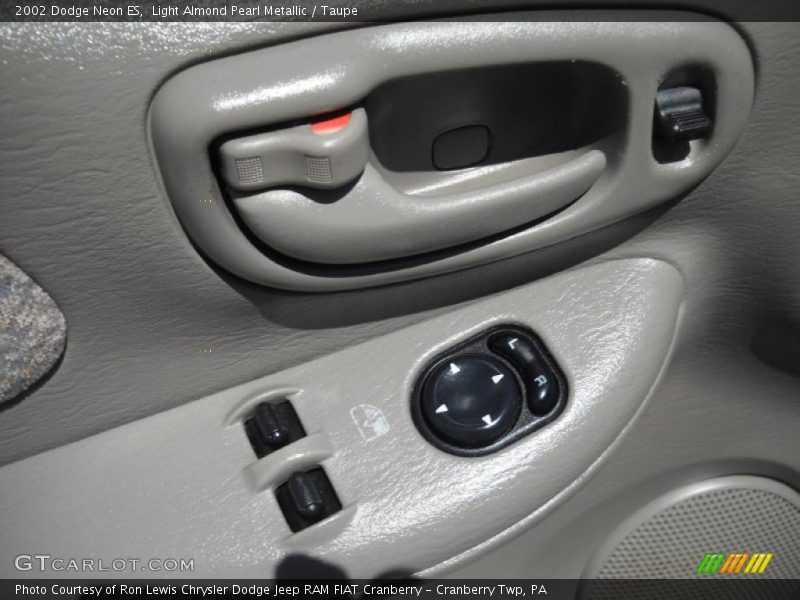 Light Almond Pearl Metallic / Taupe 2002 Dodge Neon ES