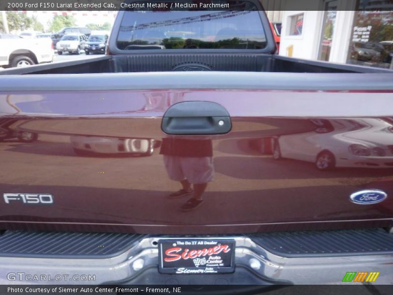 Chestnut Metallic / Medium Parchment 2000 Ford F150 Lariat Extended Cab