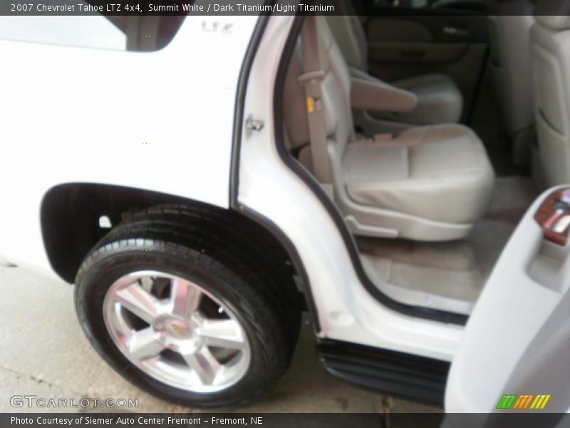Summit White / Dark Titanium/Light Titanium 2007 Chevrolet Tahoe LTZ 4x4