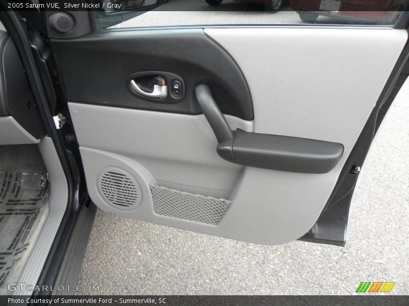 Silver Nickel / Gray 2005 Saturn VUE