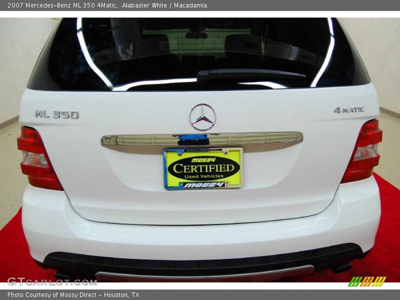 Alabaster White / Macadamia 2007 Mercedes-Benz ML 350 4Matic