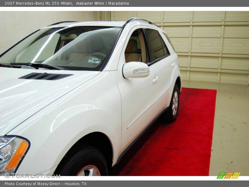 Alabaster White / Macadamia 2007 Mercedes-Benz ML 350 4Matic