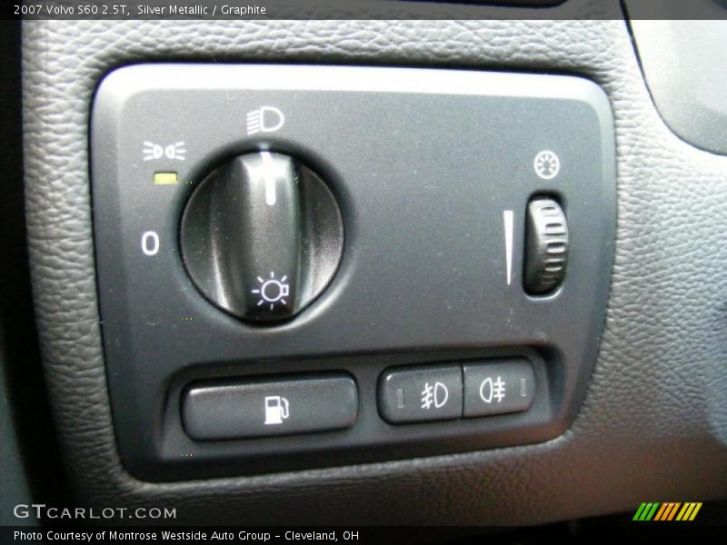 Silver Metallic / Graphite 2007 Volvo S60 2.5T