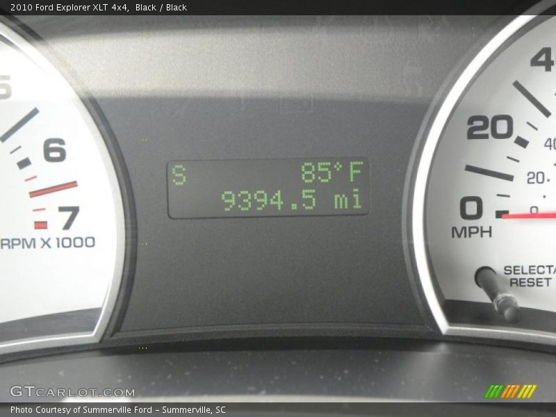 Black / Black 2010 Ford Explorer XLT 4x4
