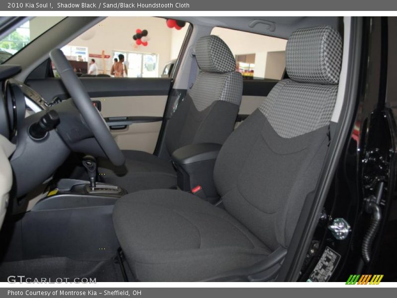 Shadow Black / Sand/Black Houndstooth Cloth 2010 Kia Soul !