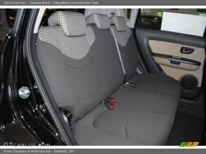 Shadow Black / Sand/Black Houndstooth Cloth 2010 Kia Soul !