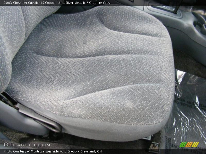Ultra Silver Metallic / Graphite Gray 2003 Chevrolet Cavalier LS Coupe