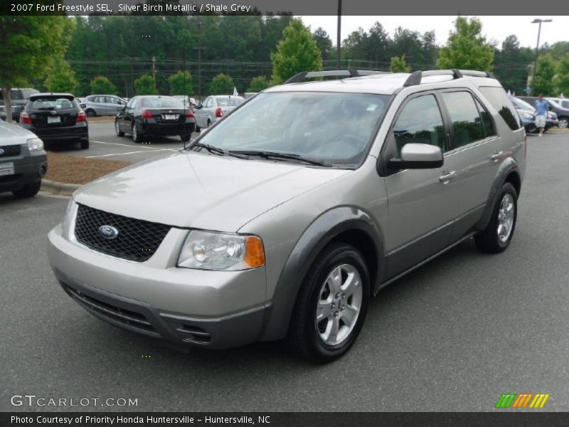 Silver Birch Metallic / Shale Grey 2007 Ford Freestyle SEL