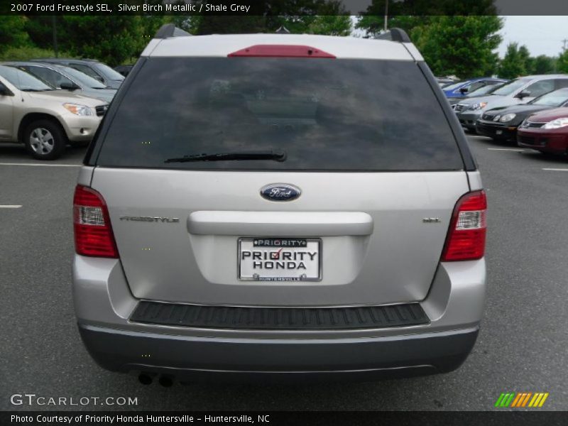 Silver Birch Metallic / Shale Grey 2007 Ford Freestyle SEL