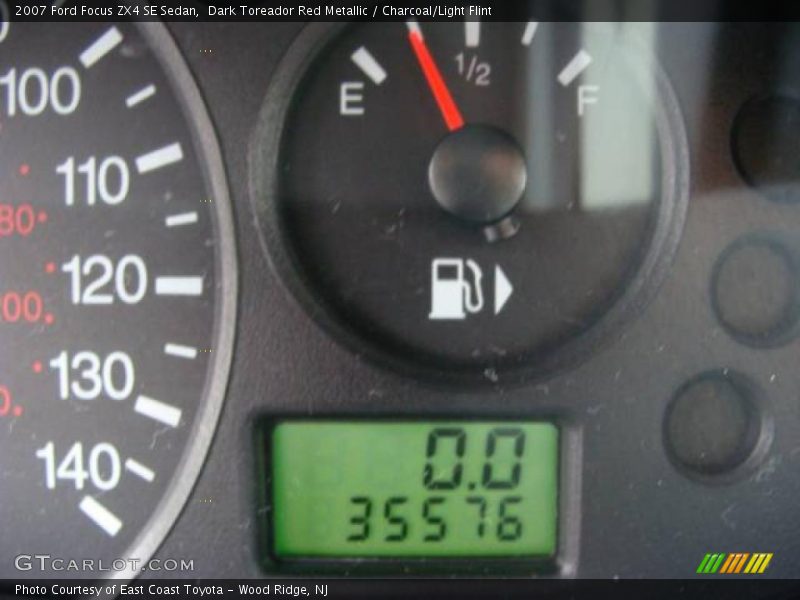 Dark Toreador Red Metallic / Charcoal/Light Flint 2007 Ford Focus ZX4 SE Sedan