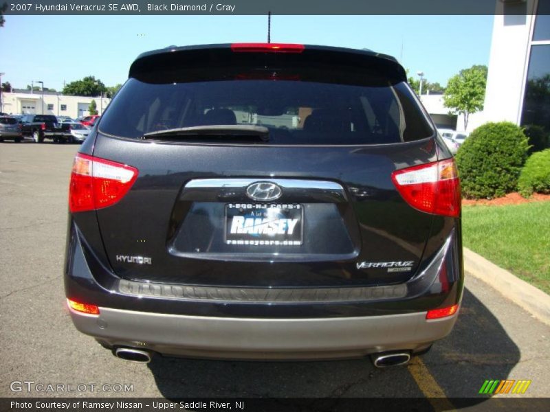 Black Diamond / Gray 2007 Hyundai Veracruz SE AWD