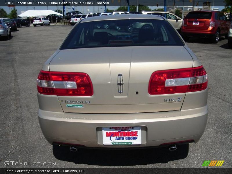 Dune Pearl Metallic / Dark Charcoal 2007 Lincoln MKZ Sedan