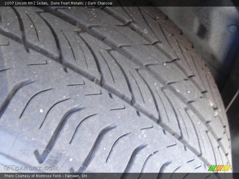 Dune Pearl Metallic / Dark Charcoal 2007 Lincoln MKZ Sedan