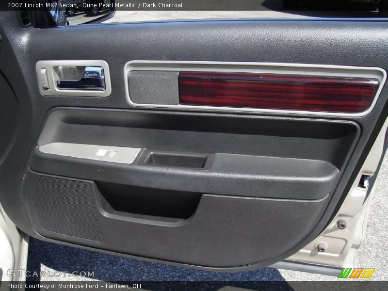 Dune Pearl Metallic / Dark Charcoal 2007 Lincoln MKZ Sedan