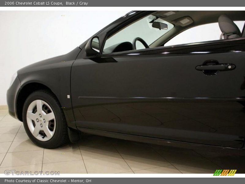 Black / Gray 2006 Chevrolet Cobalt LS Coupe