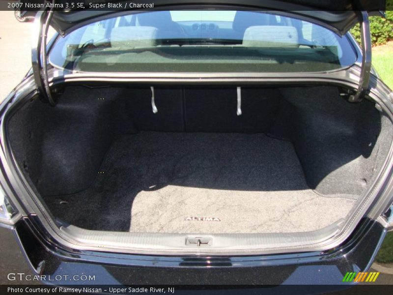 Super Black / Charcoal 2007 Nissan Altima 3.5 SE