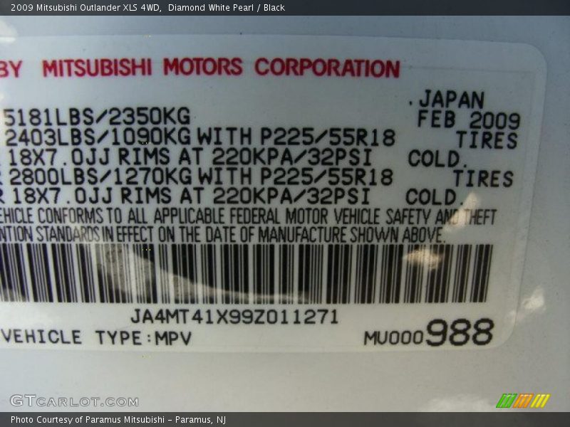 Diamond White Pearl / Black 2009 Mitsubishi Outlander XLS 4WD