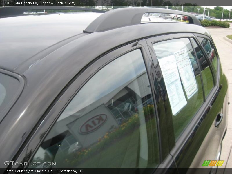 Shadow Black / Gray 2010 Kia Rondo LX
