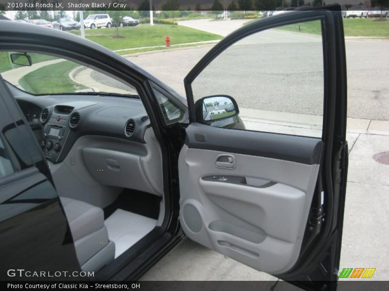 Shadow Black / Gray 2010 Kia Rondo LX