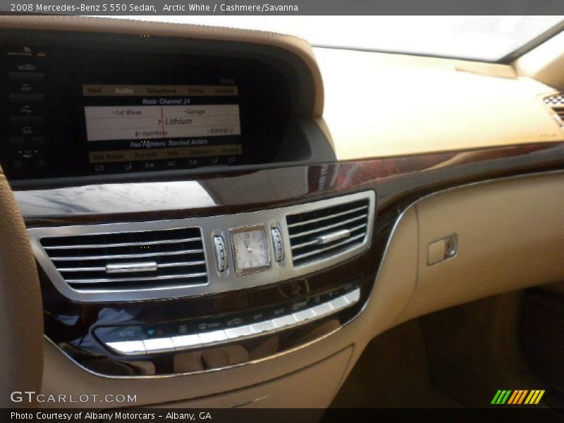 Arctic White / Cashmere/Savanna 2008 Mercedes-Benz S 550 Sedan