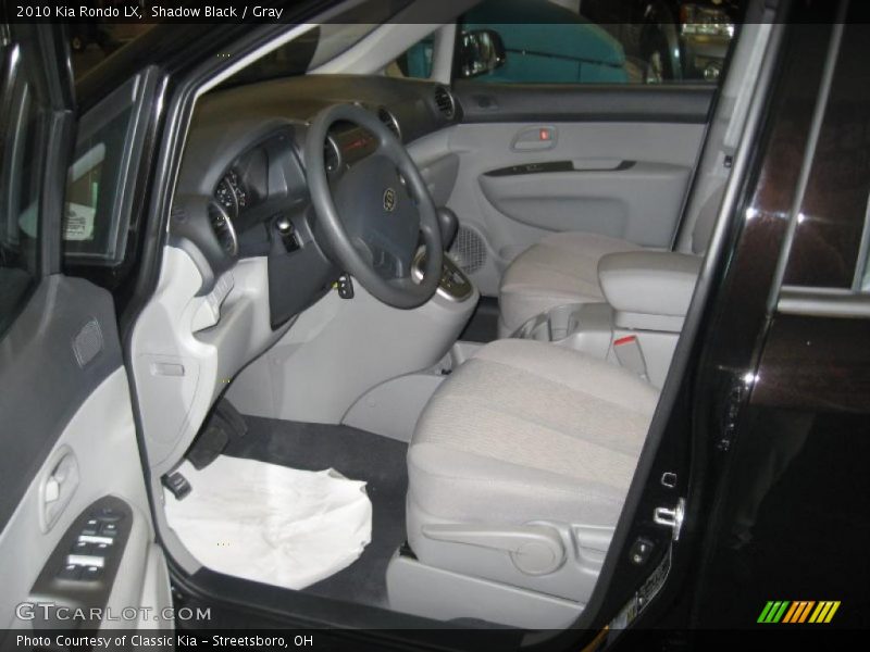 Shadow Black / Gray 2010 Kia Rondo LX