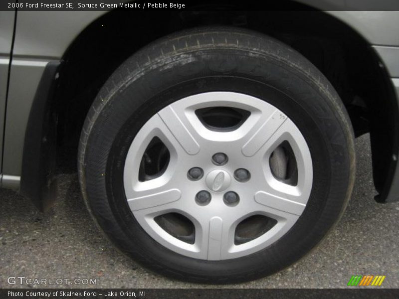 Spruce Green Metallic / Pebble Beige 2006 Ford Freestar SE