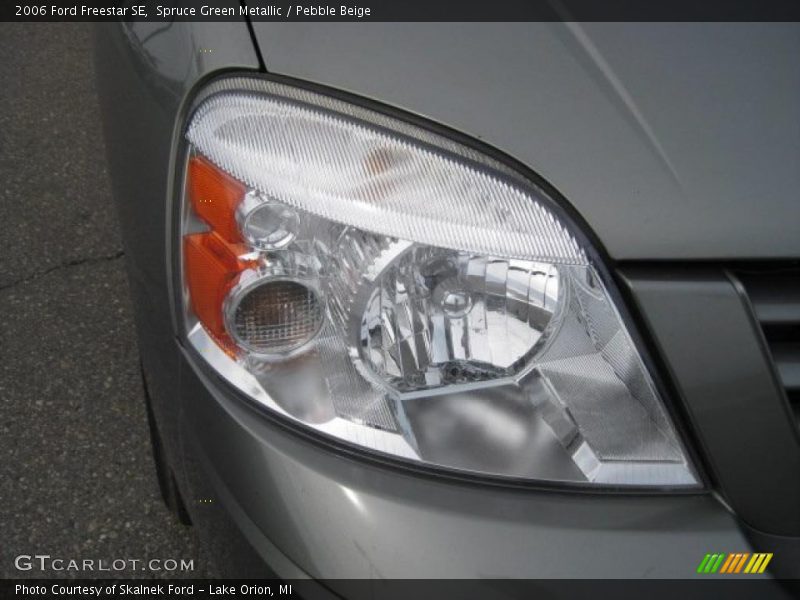 Spruce Green Metallic / Pebble Beige 2006 Ford Freestar SE