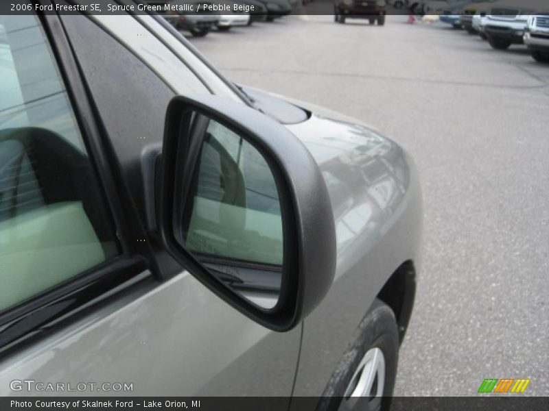 Spruce Green Metallic / Pebble Beige 2006 Ford Freestar SE