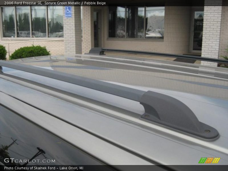Spruce Green Metallic / Pebble Beige 2006 Ford Freestar SE